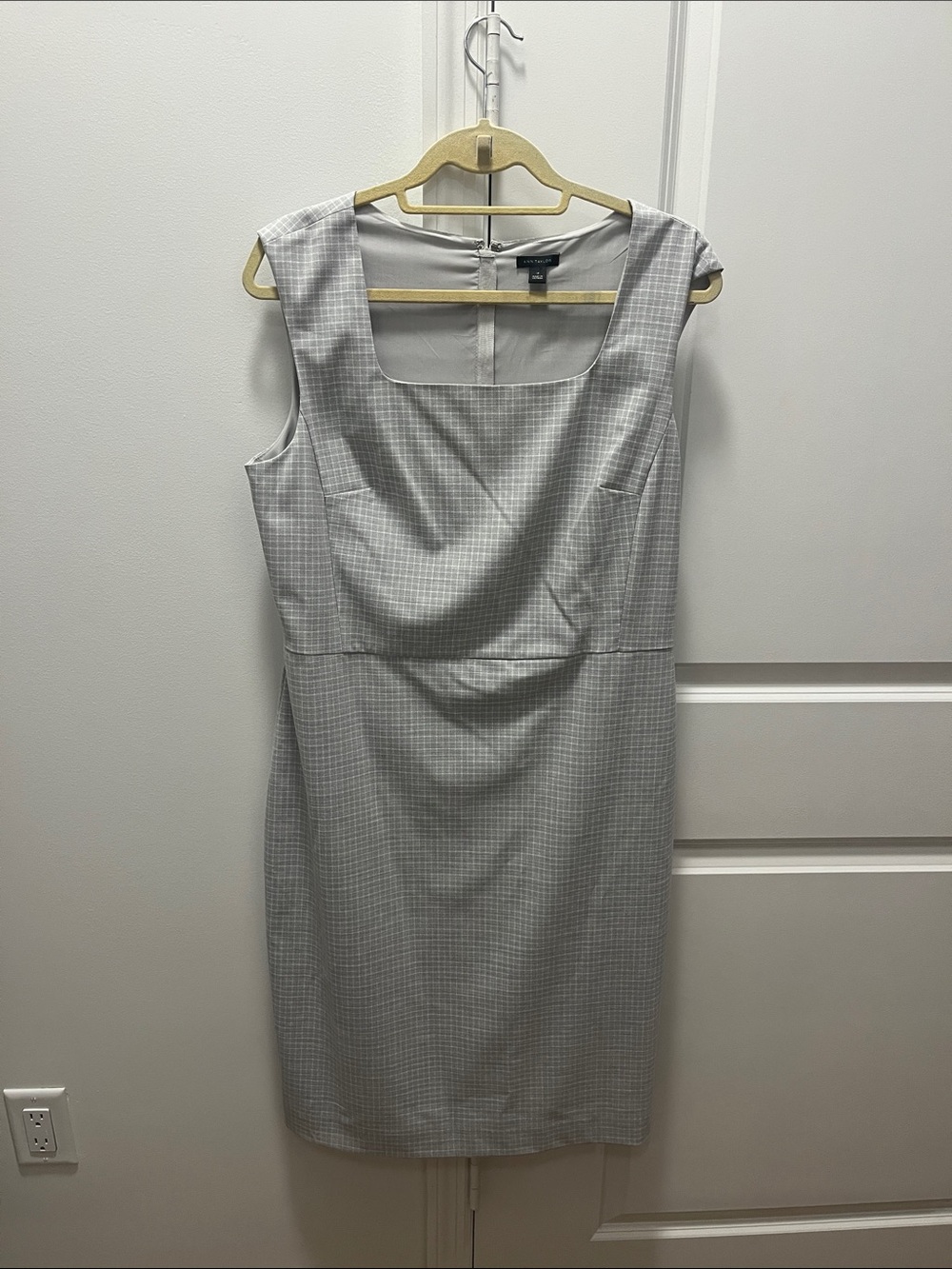 Ann Taylor Light Gray Gingham Sheath Dress